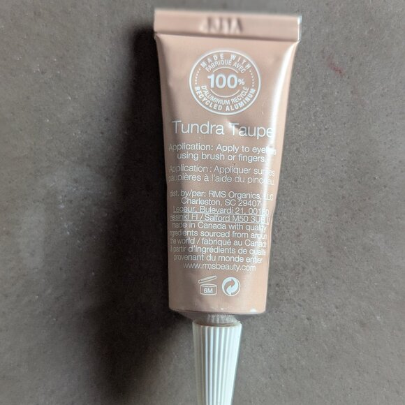 RMS Beauty Cashmere Matte Eyelight Eyeshadow | TUNDRA TAUPE: A light desert sand - Picture 11 of 14